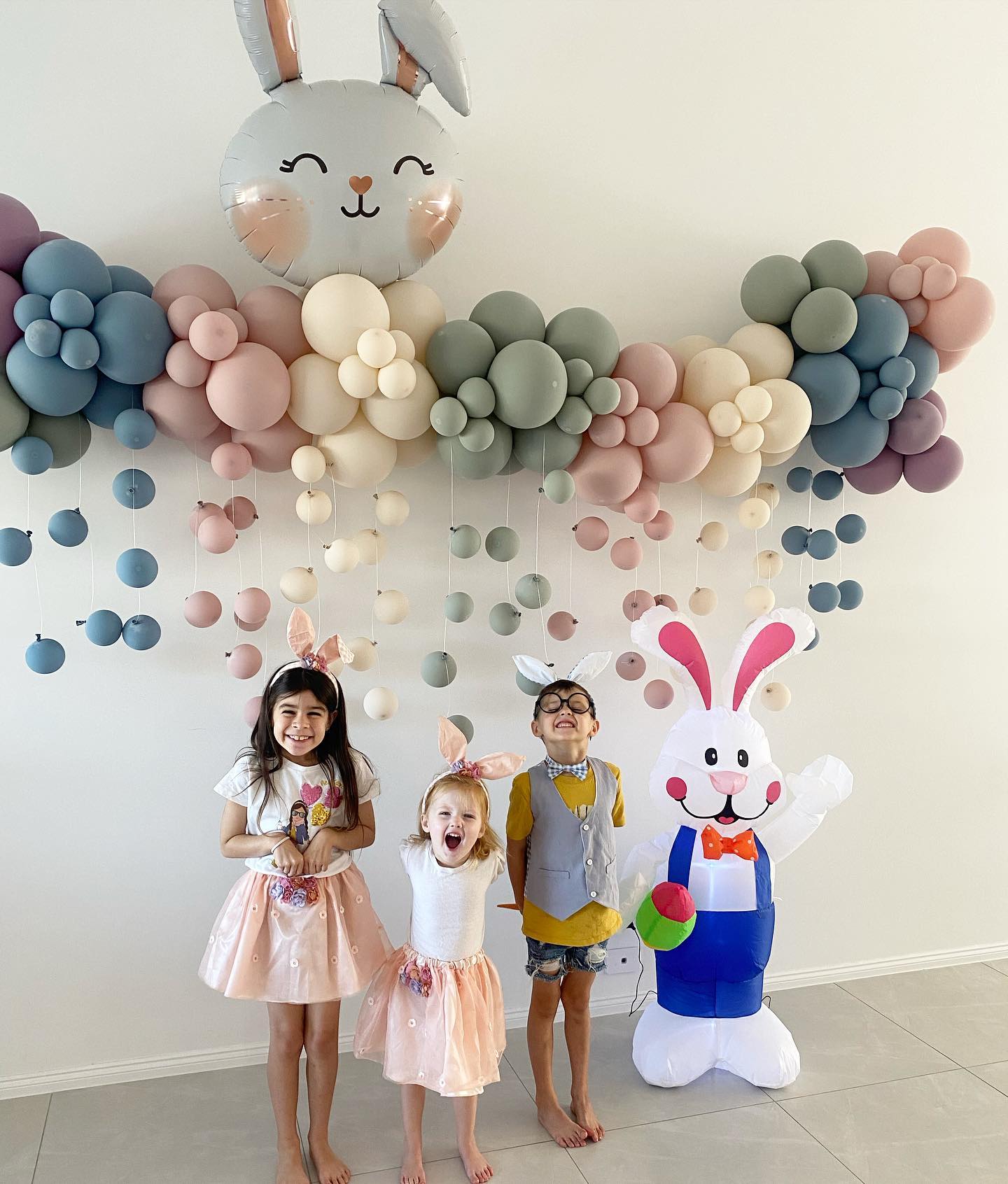 Balloon garland by metre