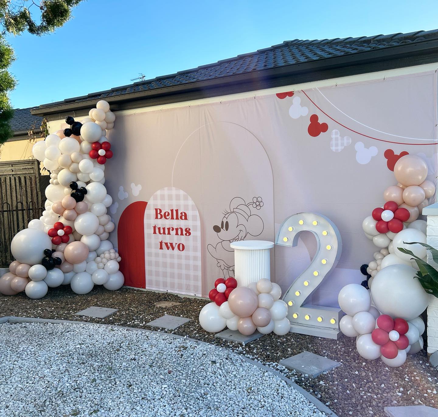 Balloon garland by metre