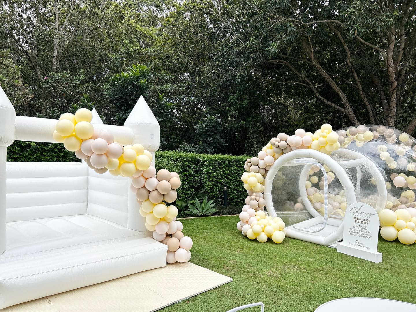 Balloon garland by metre