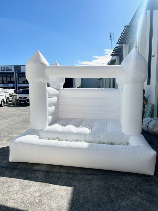 3mx3m White Jumping Castle with Ball Pit