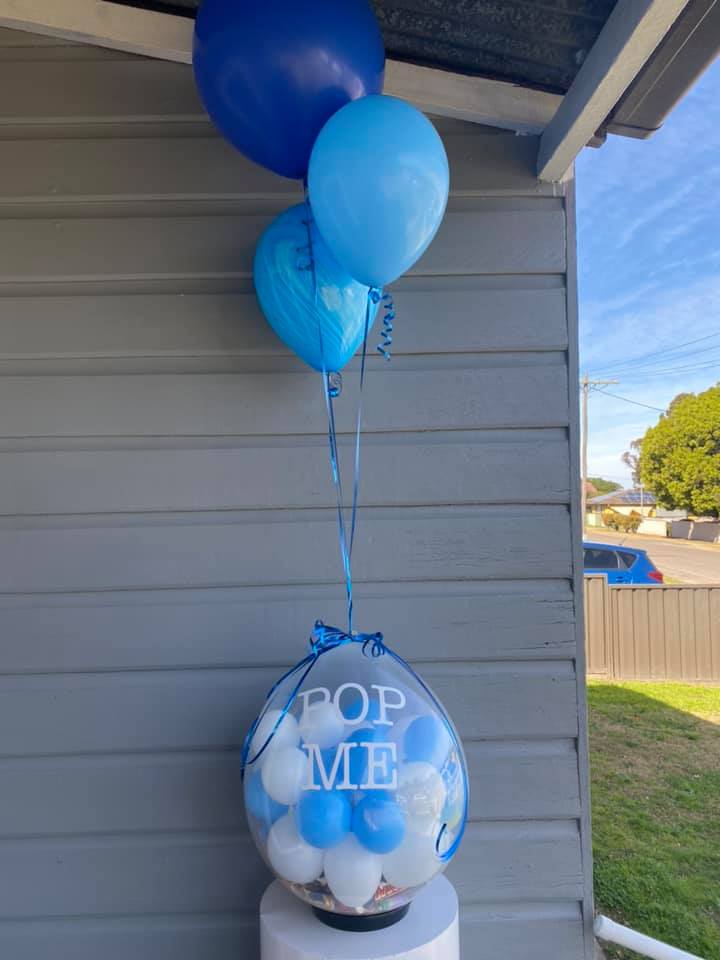 Pop Me - Small lolly/choc Balloon