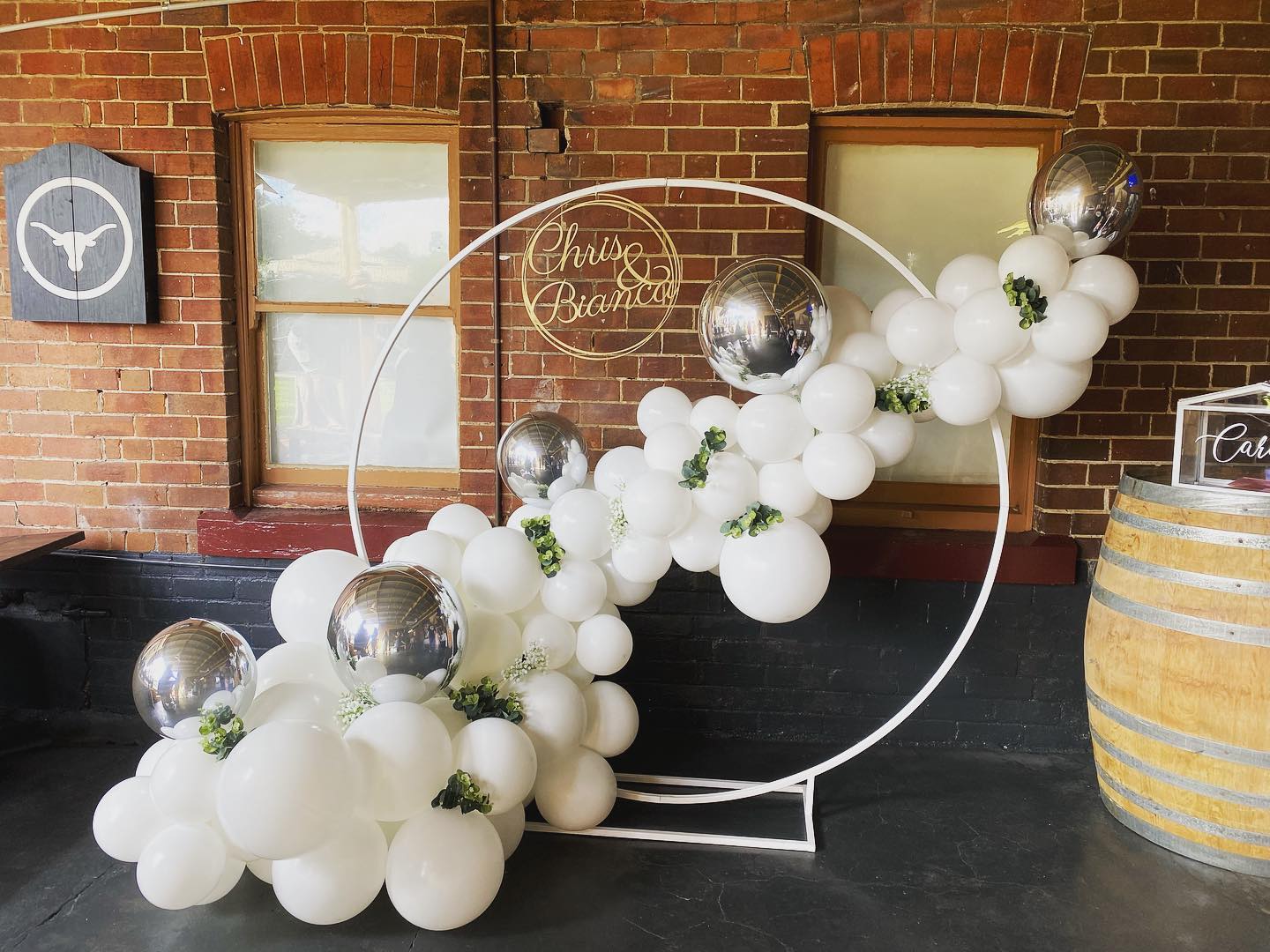 Deluxe Balloon Garland