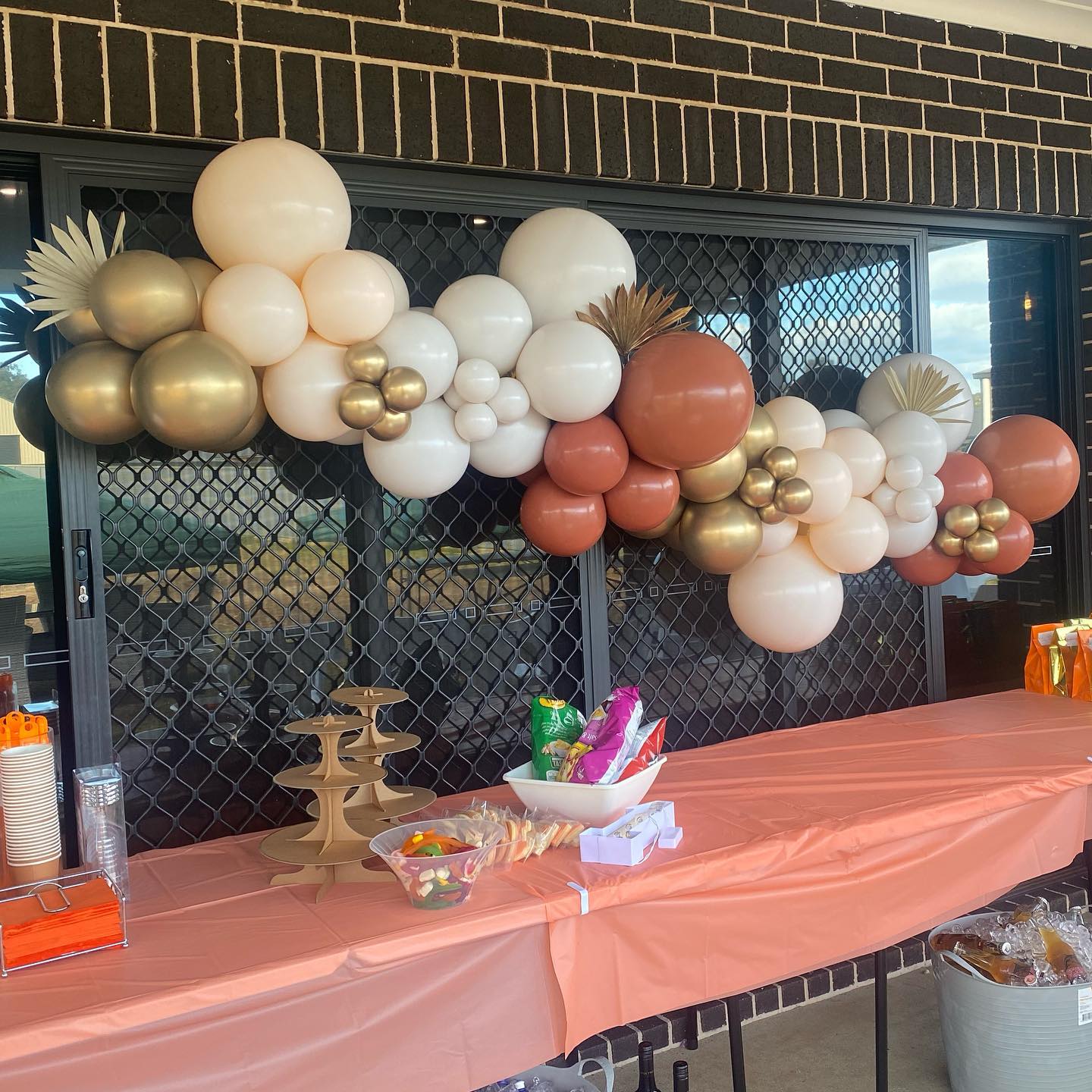 Balloon garland by metre