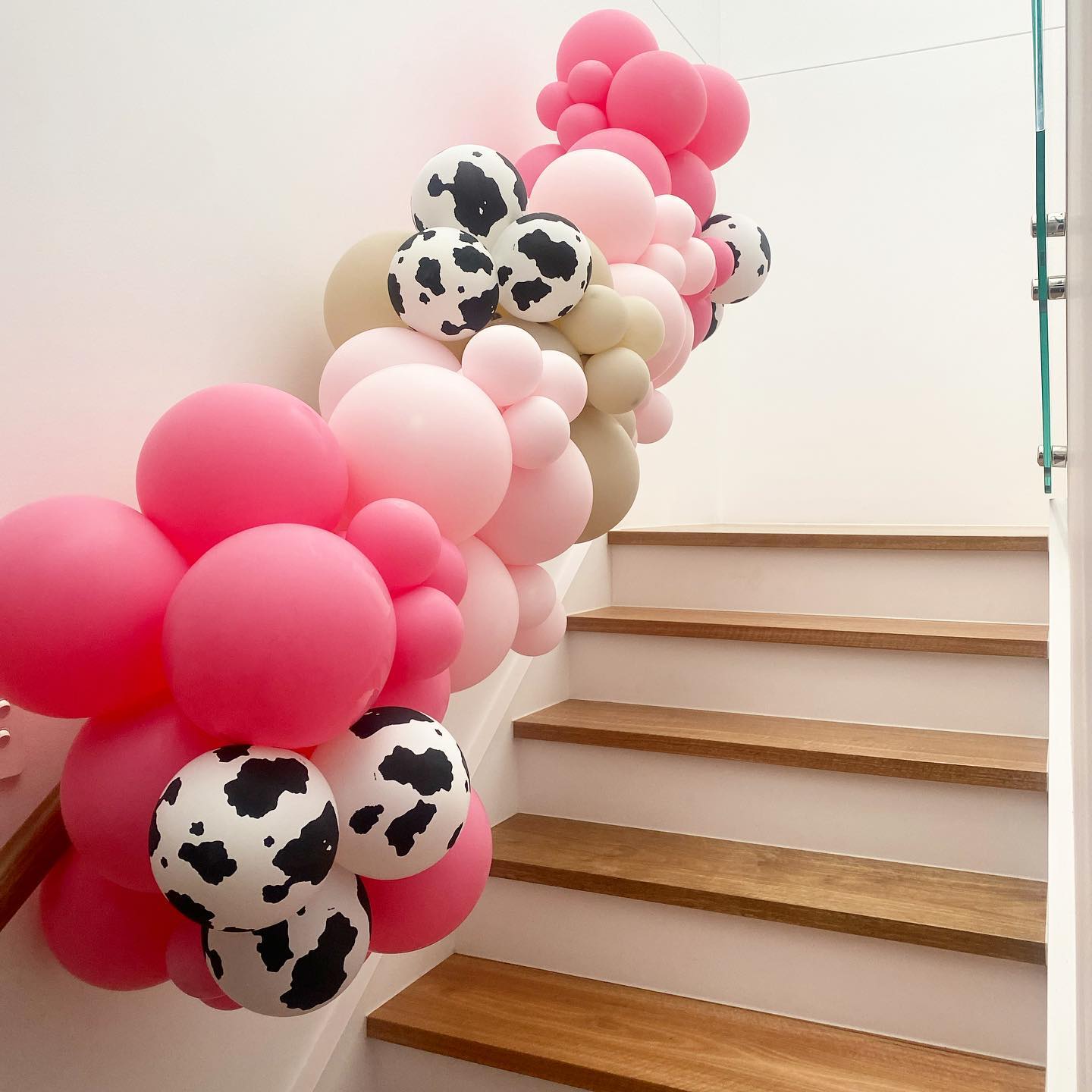 Balloon garland by metre